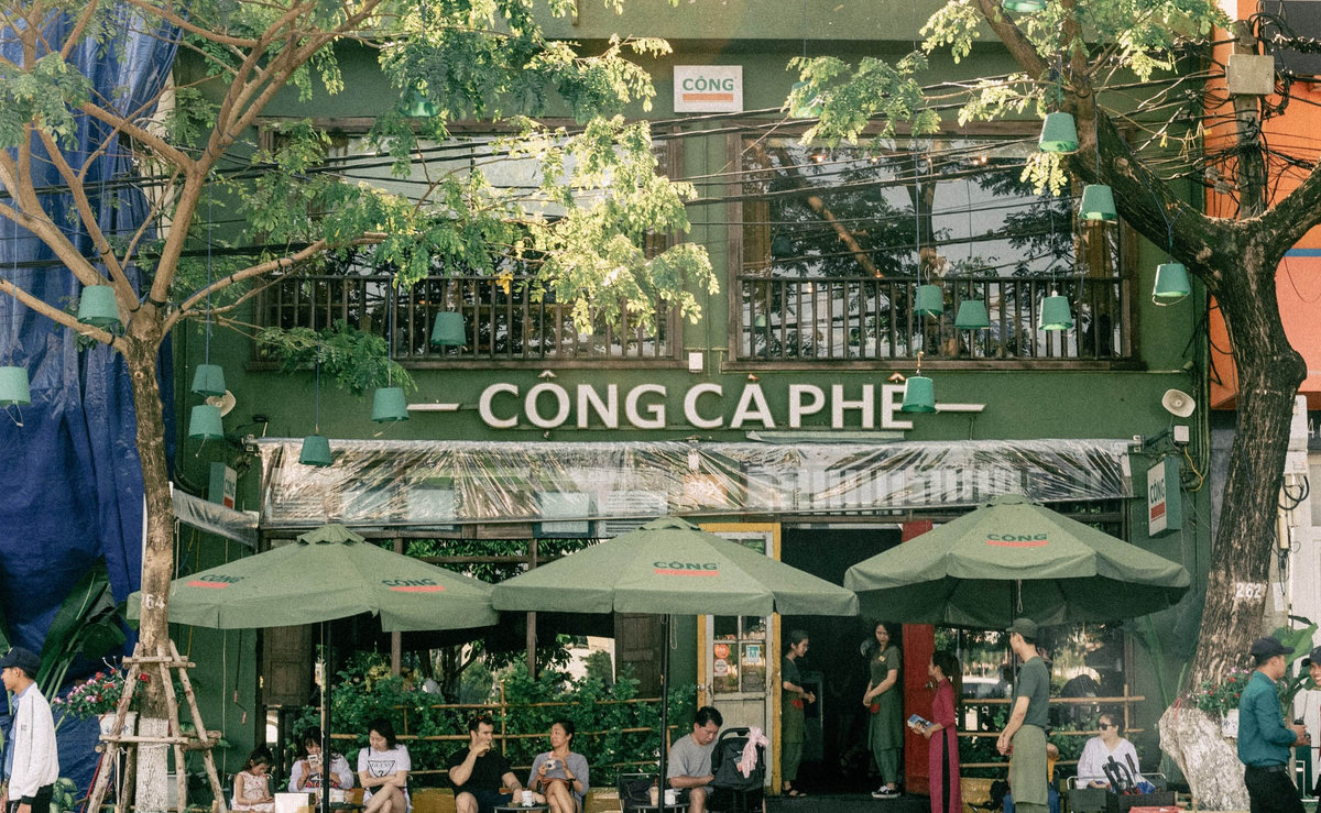 Outstanding among the roads that everyone has to turn their heads to look back